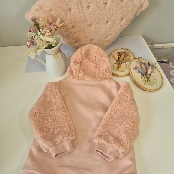 Pink Fuzzy Sweatshirt - Picture 3 of 4